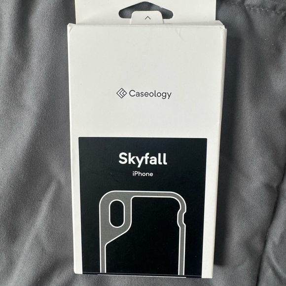 Caseology Clear Iphone XR Case - Picture 1 of 6